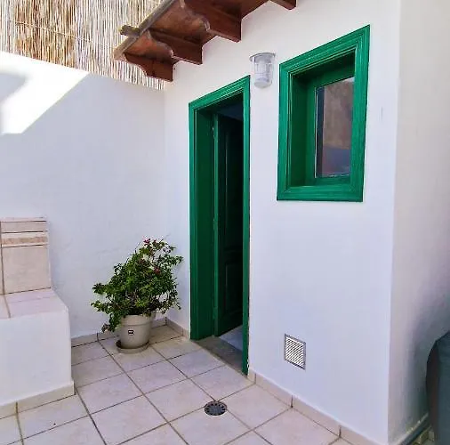 Two-bedroom With Two Large Terraces *